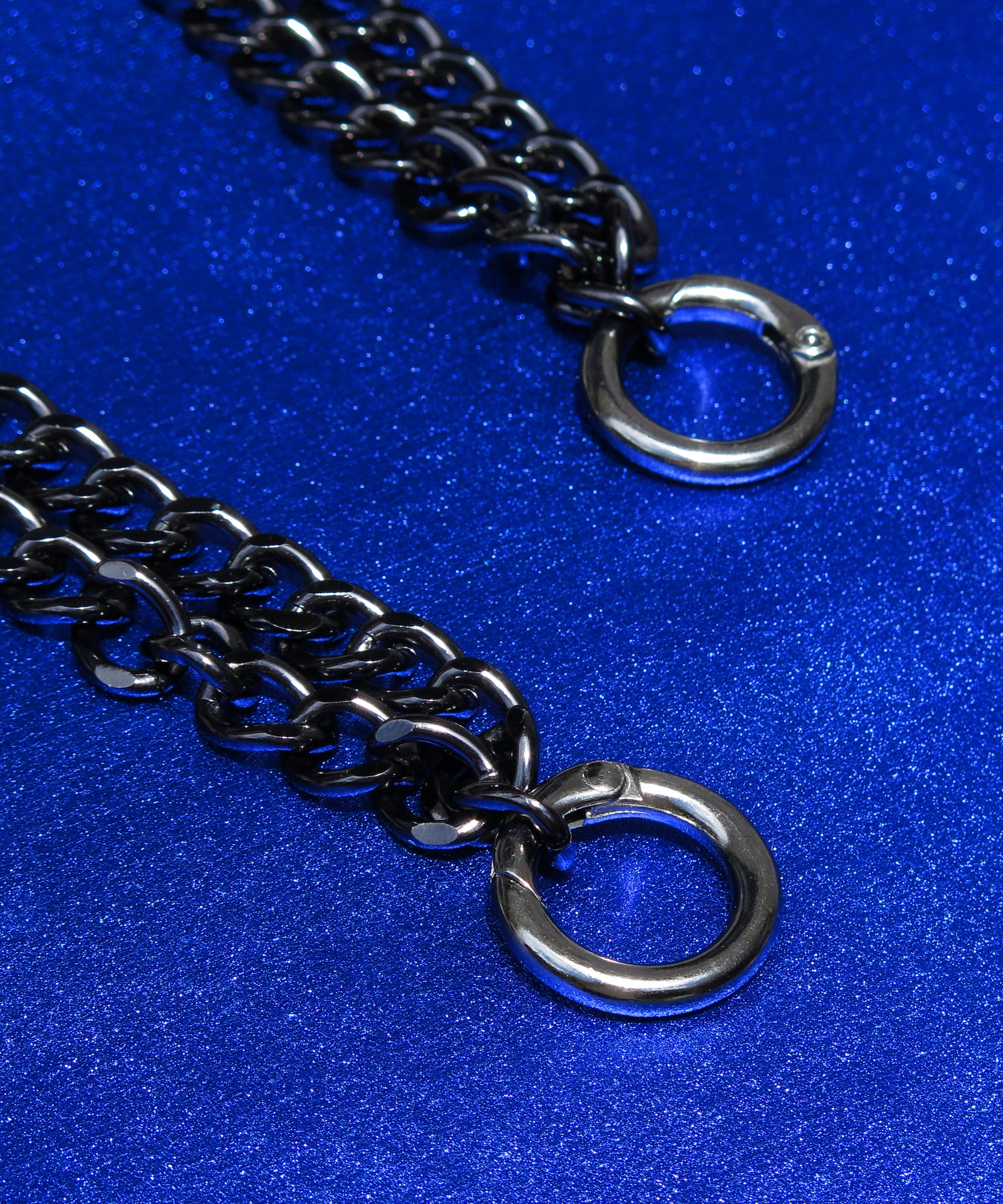 DOUBLE BLACK CHAIN
