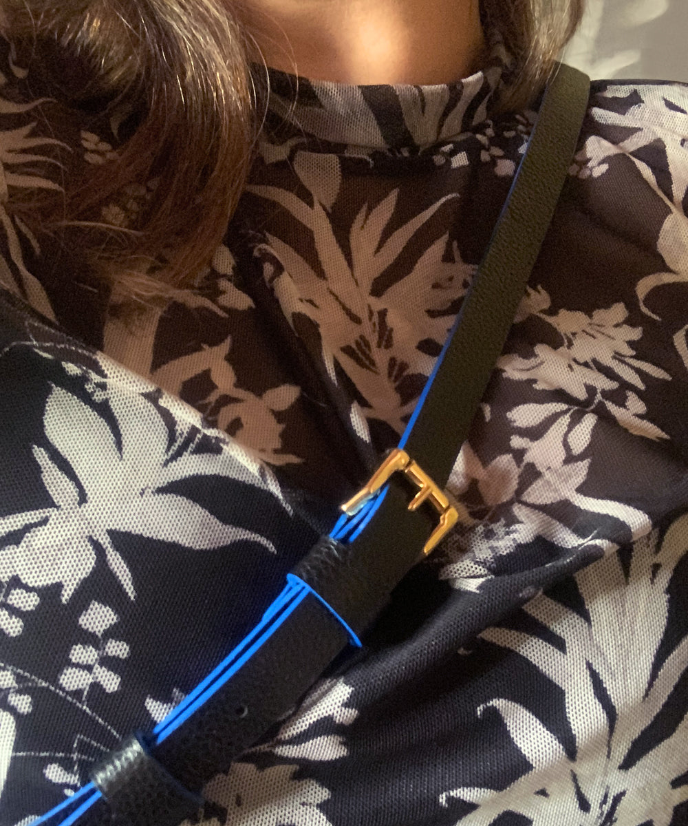 NEON BLACK STRAP