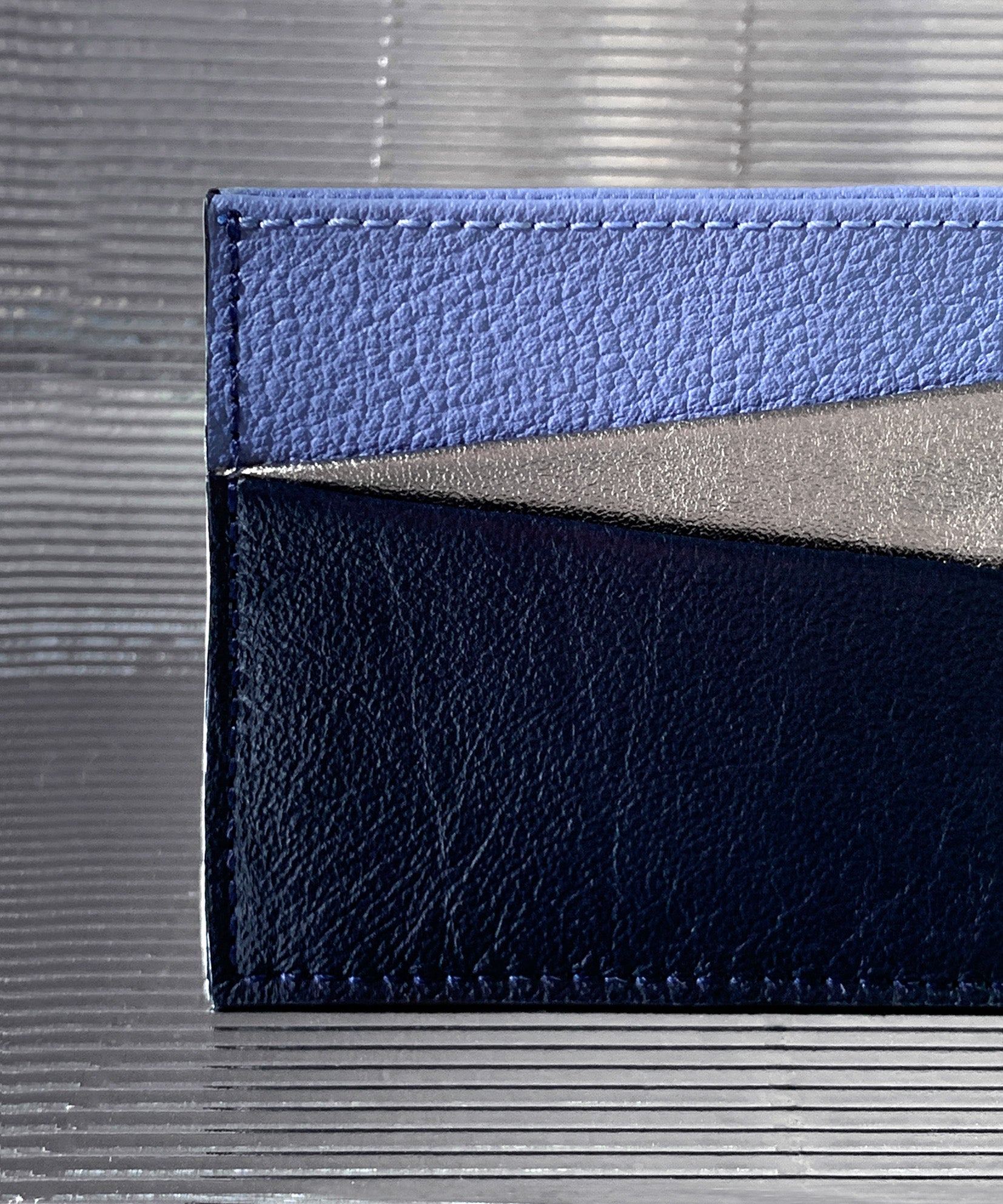 BLUE/PLATINUM CARDHOLDER