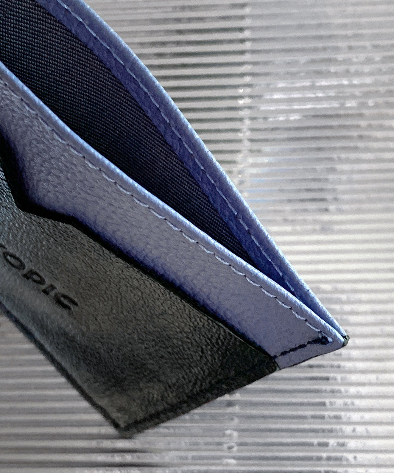 BLUE/PLATINUM CARDHOLDER