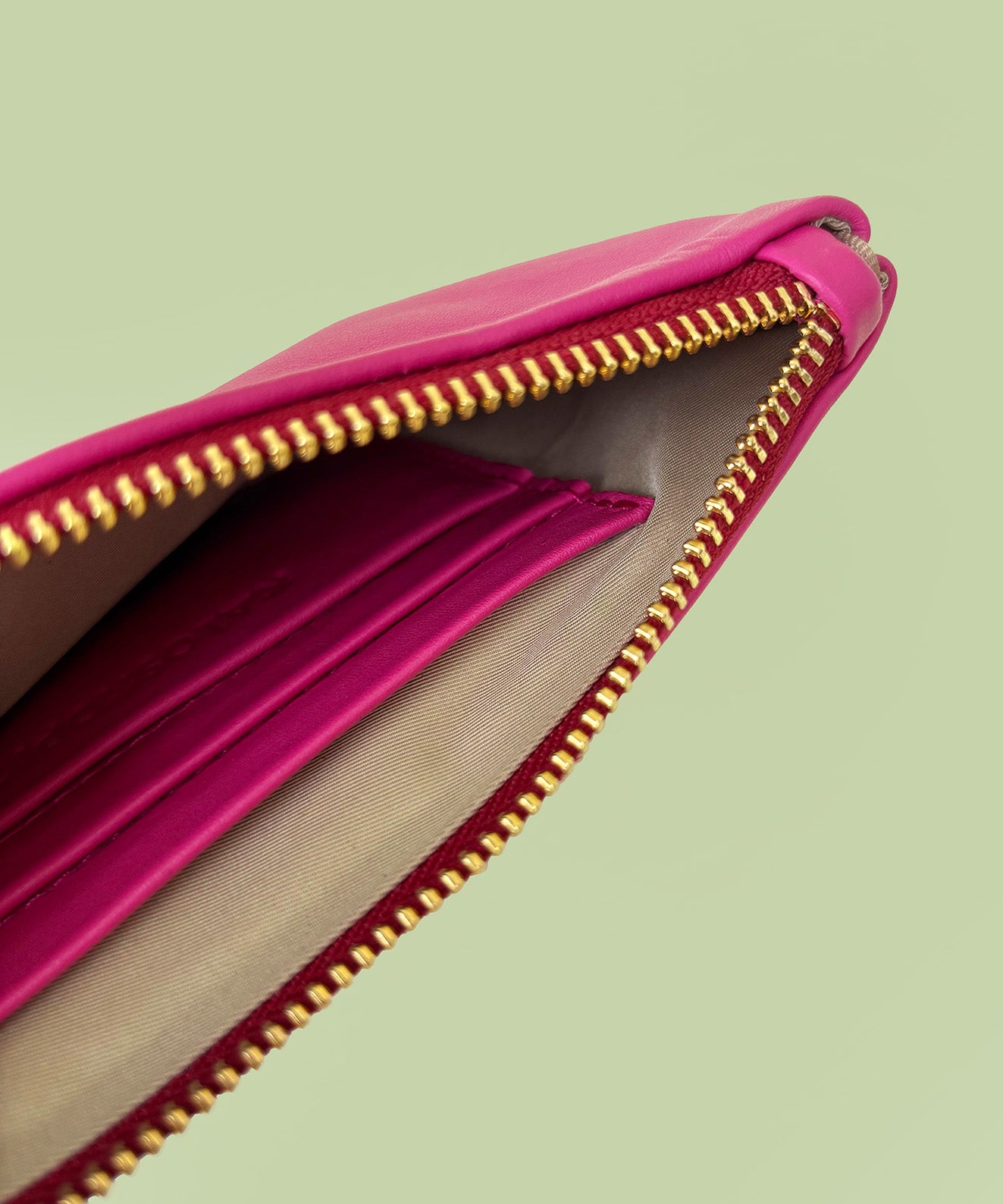 BILLETERA NAPPA FUCSIA